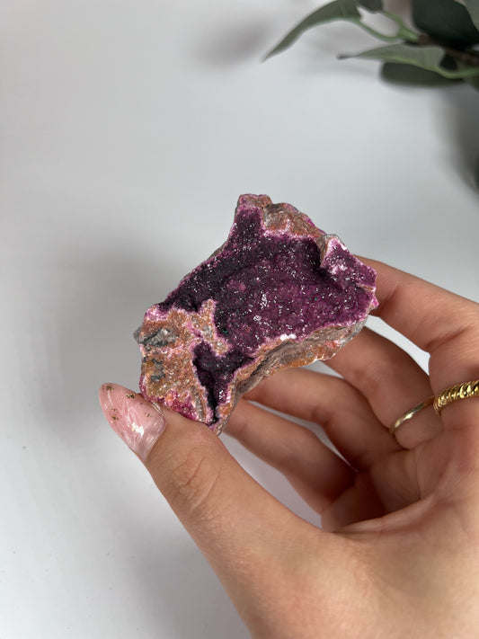 Pinker Kobalt Calcit mit Malachit 2